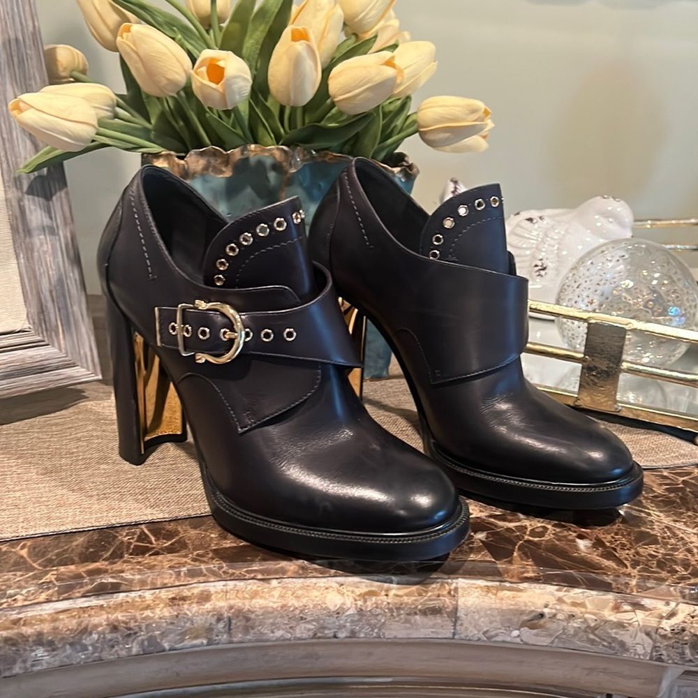 Salvatore Ferragamo Black Nevers Booties Size 7 1/2M
